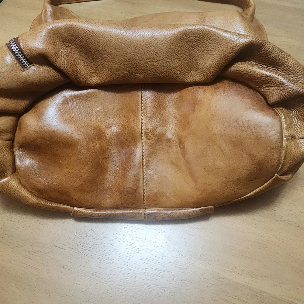 Latico Leather Camilla Boho Shoulder Bag In Camel Tan Leather New